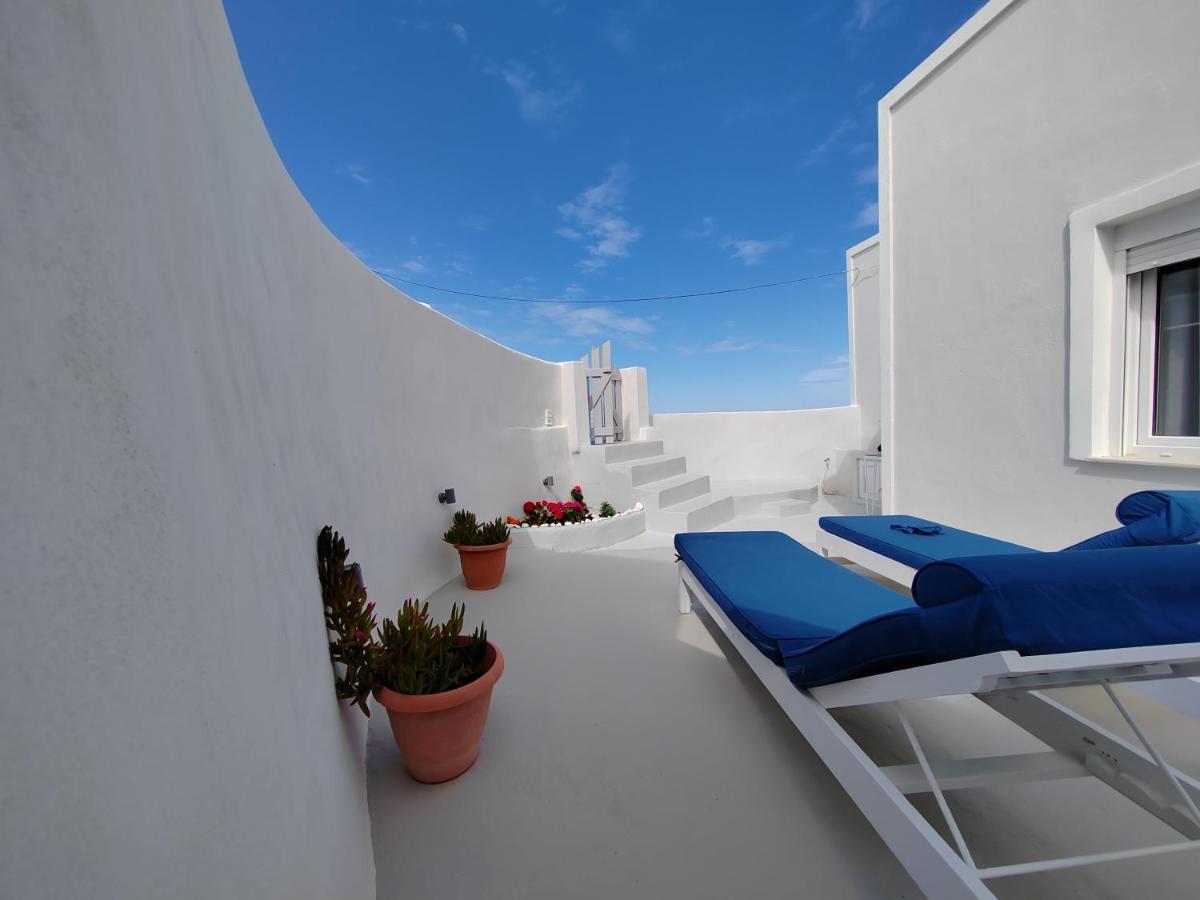 White Swallow Suite Santorini Vourvoúlos Екстериор снимка