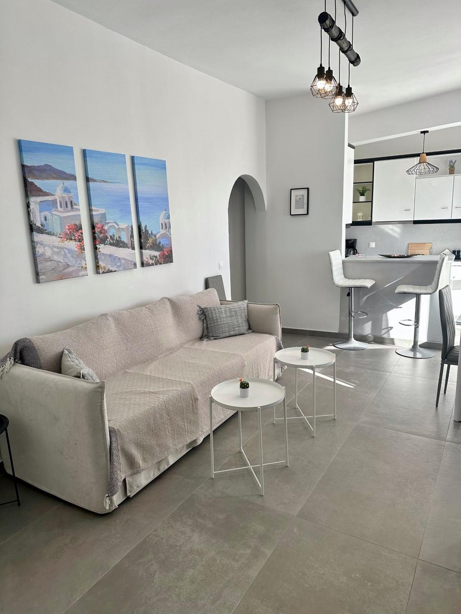 White Swallow Suite Santorini Vourvoúlos Екстериор снимка